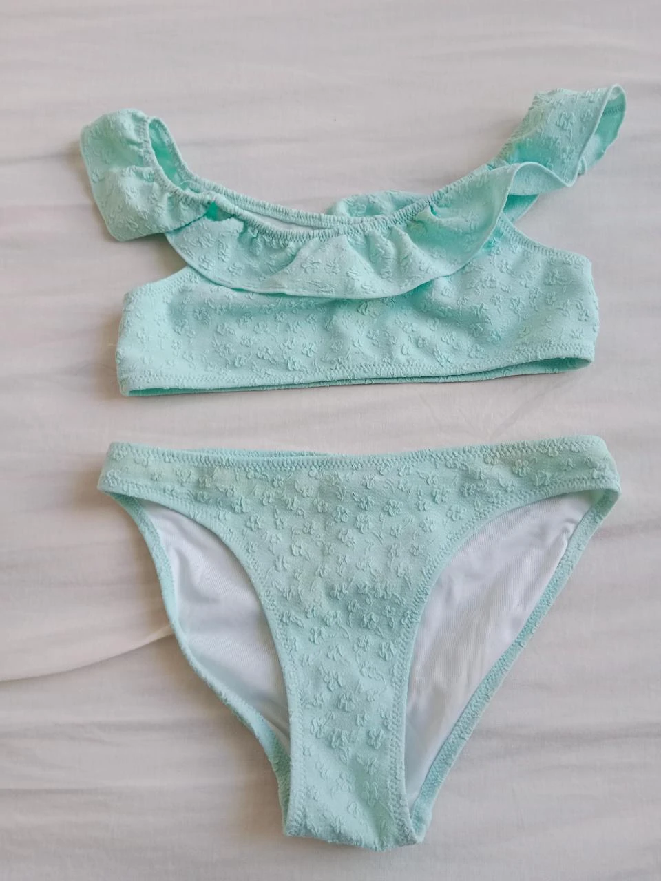 maillot de bain Kiabi taille 8 ans